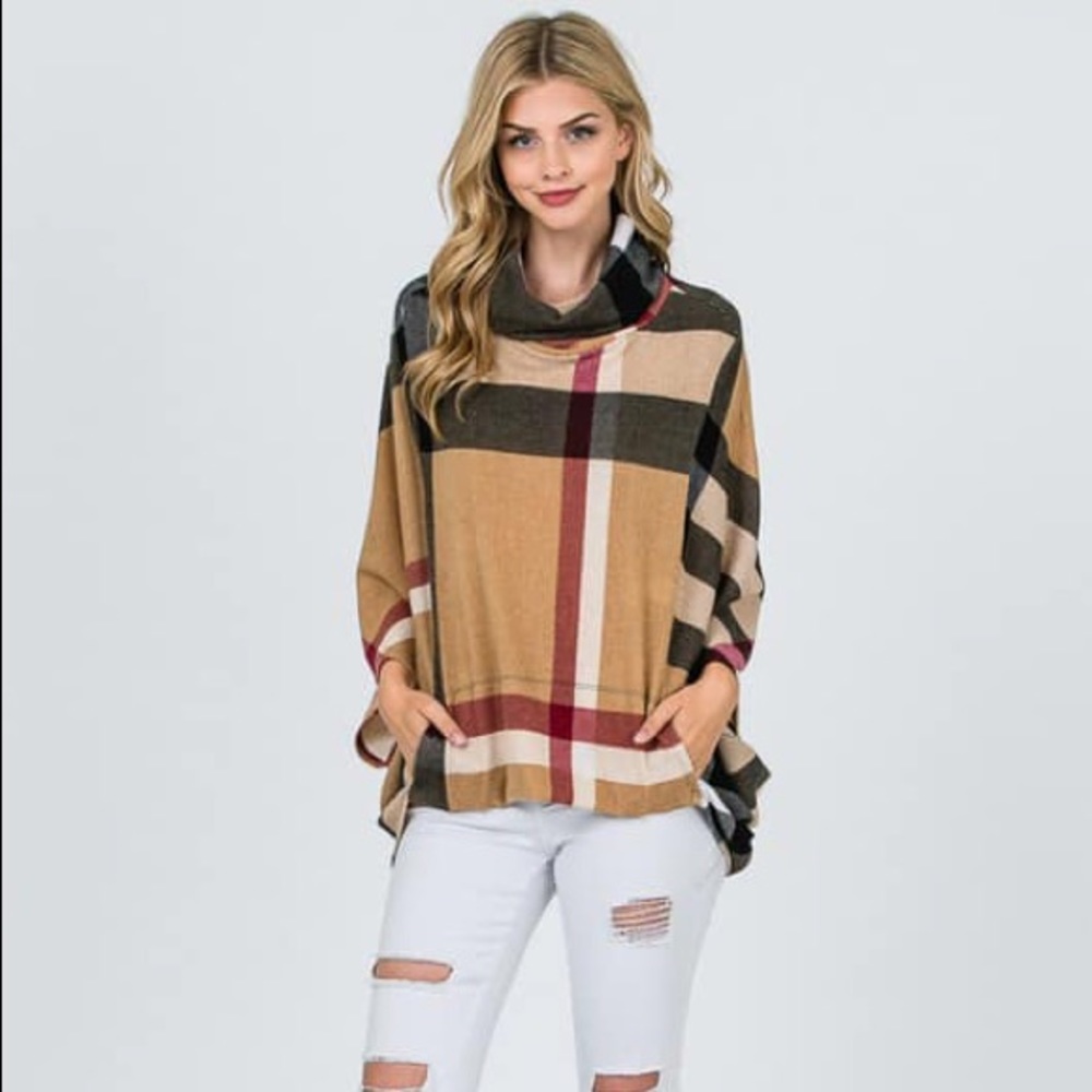 Boutique Plaid Poncho